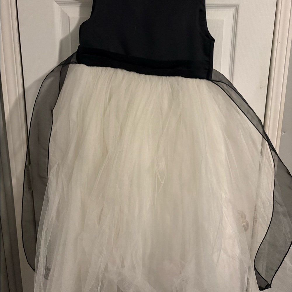 Black and White Flower Girl Dress With Headband